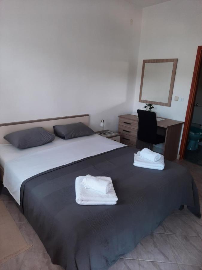 Marovito Appartement Supetarska Draga Buitenkant foto