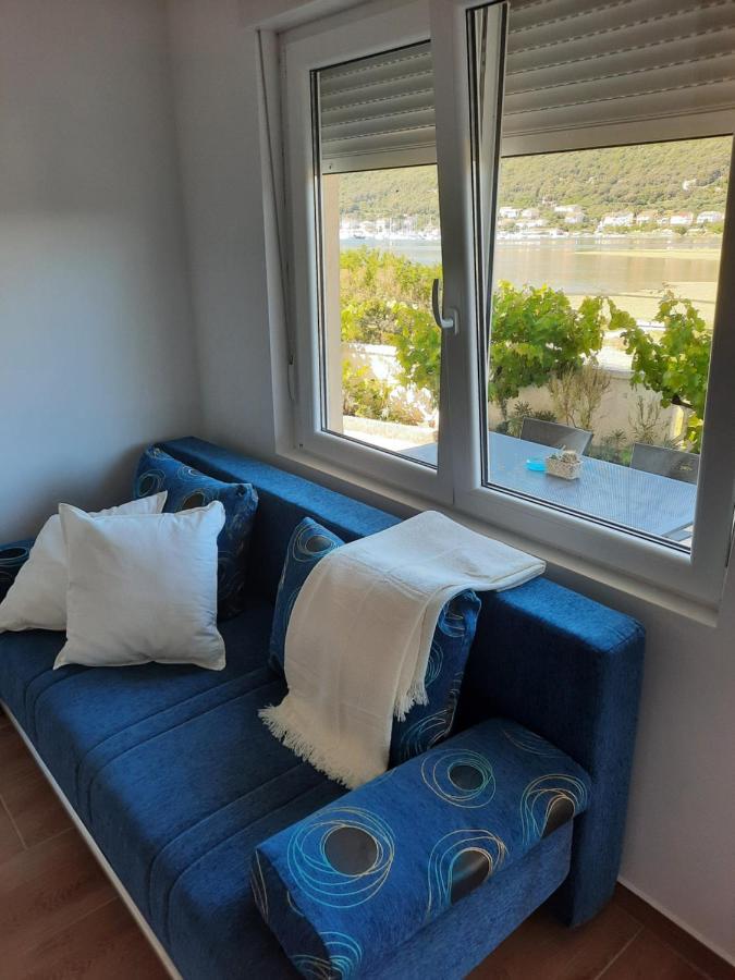 Marovito Appartement Supetarska Draga Buitenkant foto