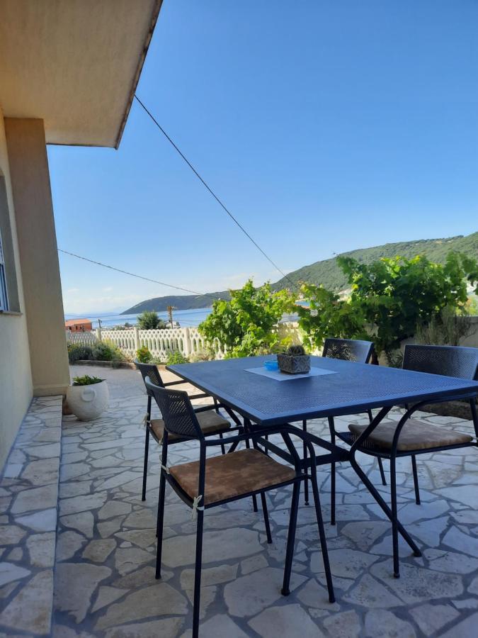 Marovito Appartement Supetarska Draga Buitenkant foto