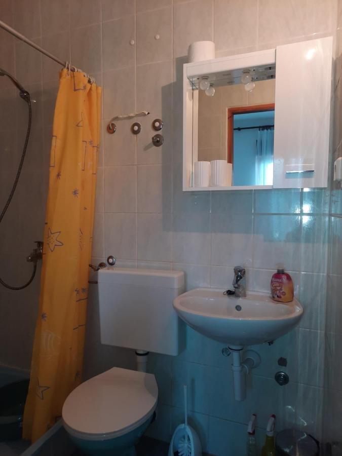 Marovito Appartement Supetarska Draga Buitenkant foto